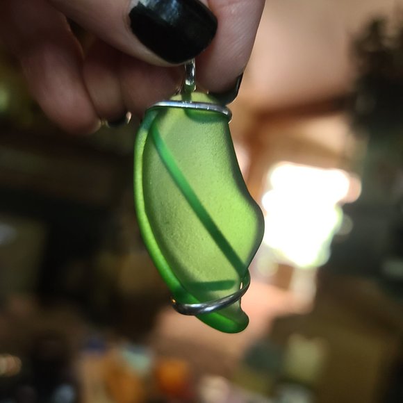 Mediterranean green sea glass pendant from Greece - Picture 3 of 7